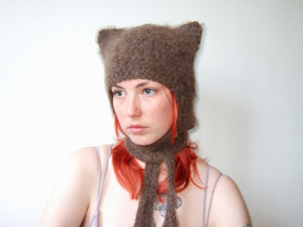 Fluffy Cat - Brown