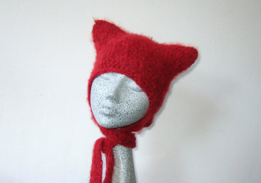 Fluffy Cat - Red