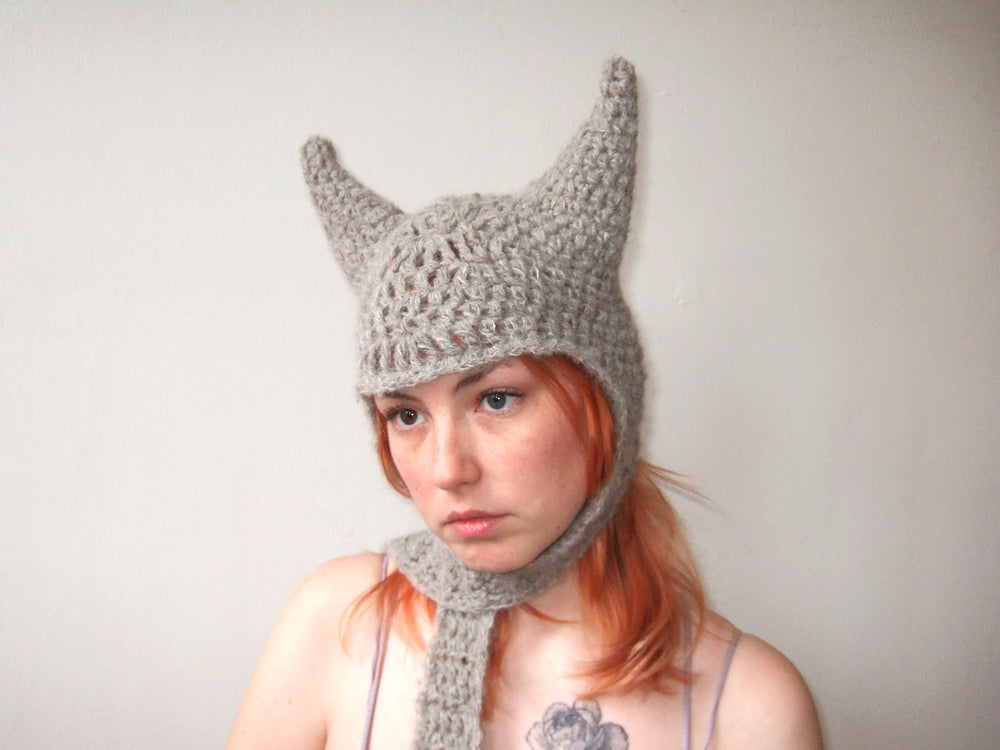 Grey Horns