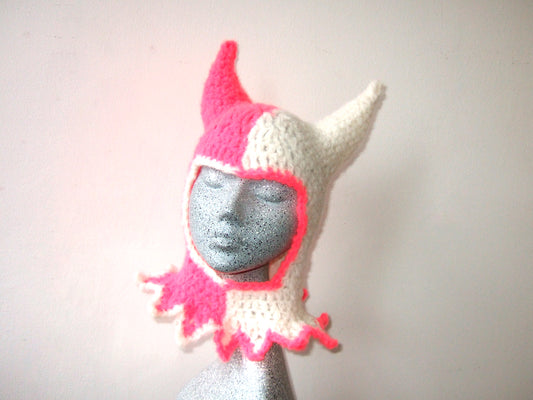 White & Pink Split Dye Horns
