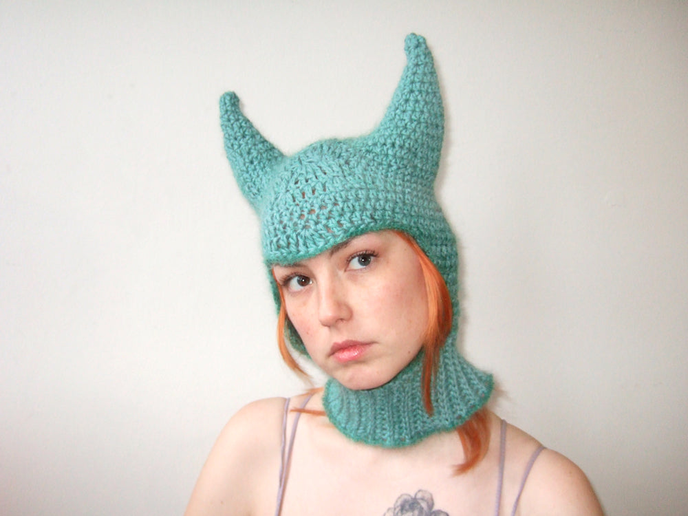 Teal Horns