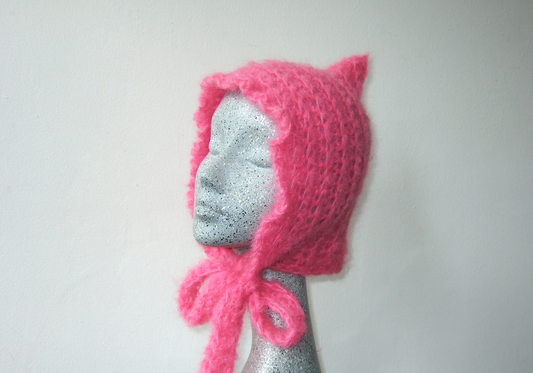 Fuchsia Pointed Bonnet